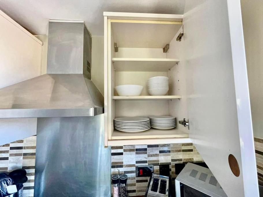 Lovely Two Bed Flat Λονδίνο Εξωτερικό φωτογραφία